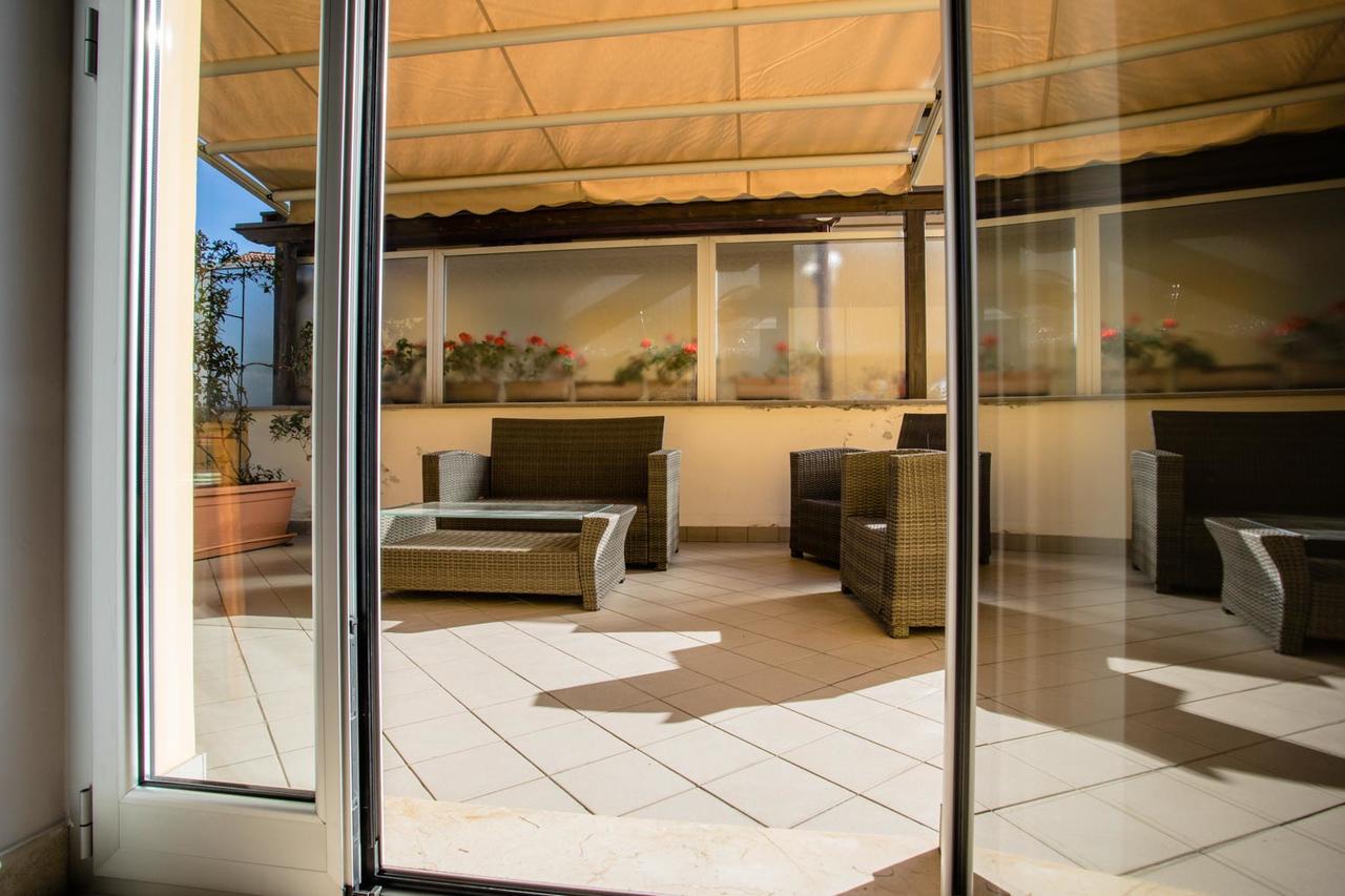 Appartamento Terrazza di Pinerolo Esterno foto
