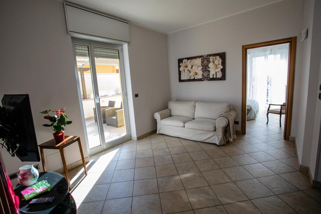 Appartamento Terrazza di Pinerolo Esterno foto